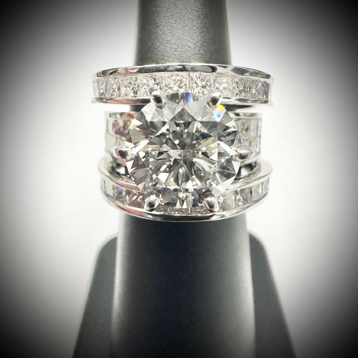 Custom GIA Certified Diamond Wedding set, engagement ring