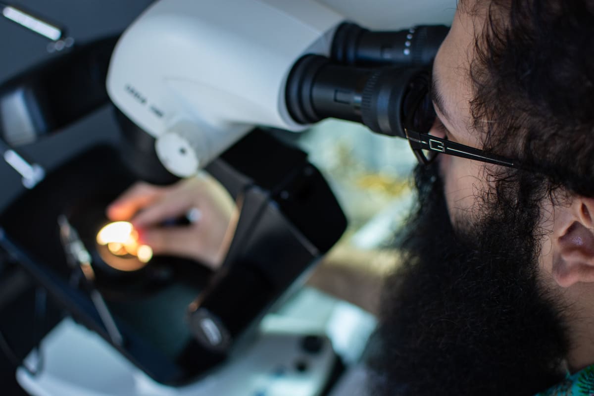 Diamond and jewelry buying at Florida Diamond Center